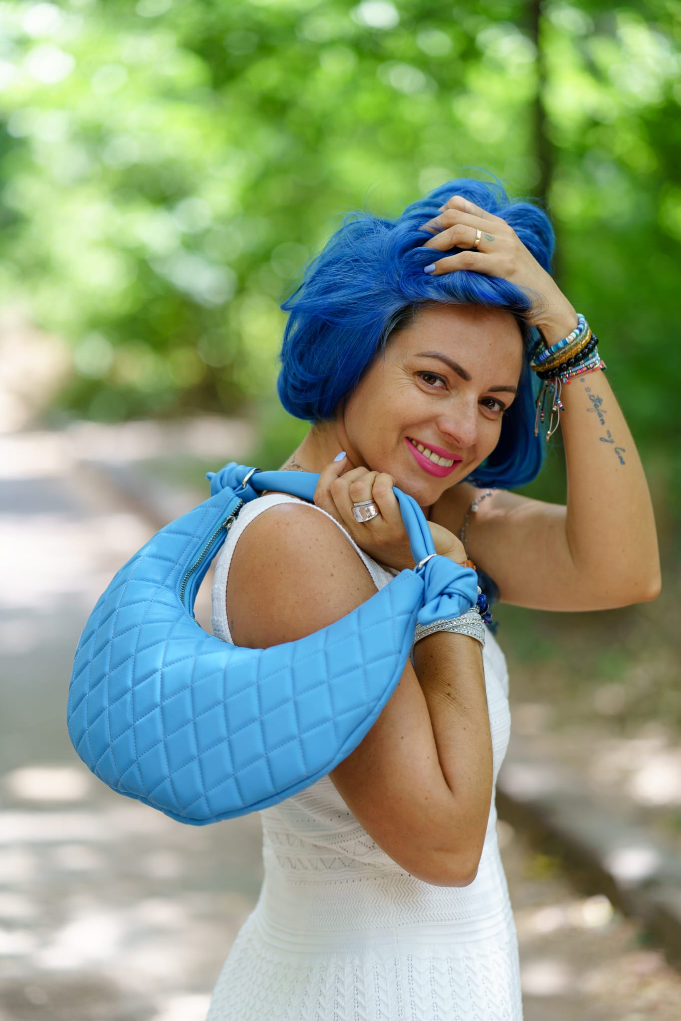 MARA Quilted Blue Leather Bag - Image 4