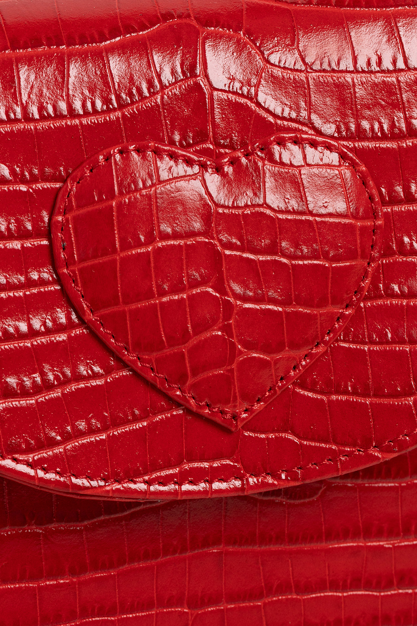 AMELIE Red Croco Leather Bag With Heart Attached - Image 7