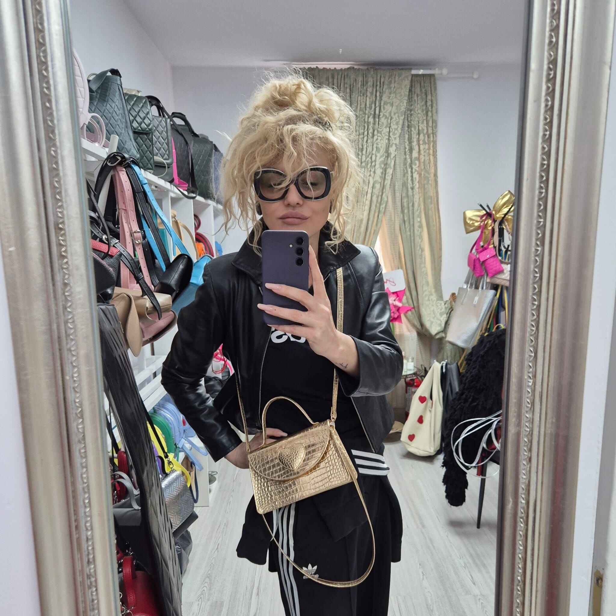 AMELIE Gold Croco Leather Bag With Heart Attached - Image 2